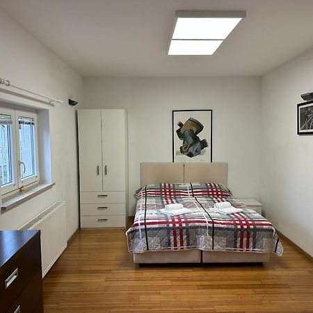 Ribarska Koliba - Stella Adria Villa Pula Extérieur photo