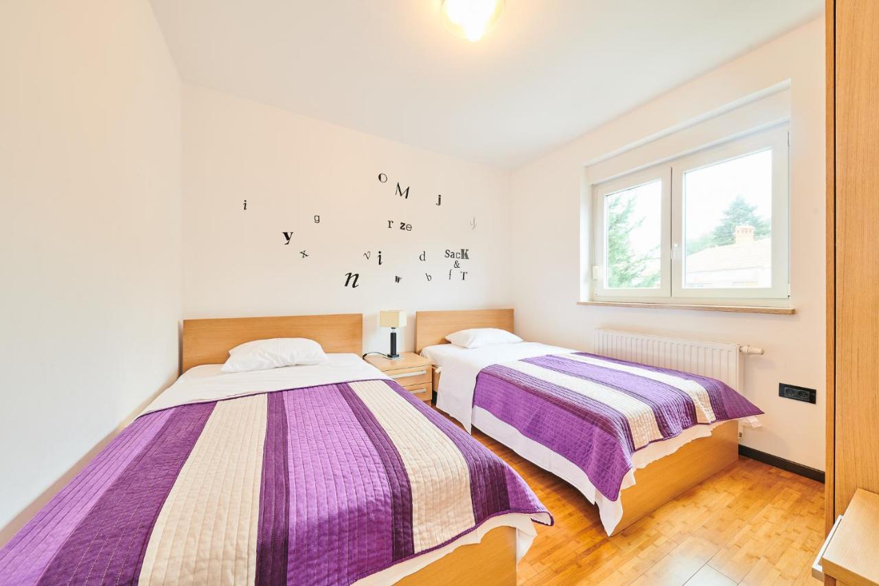 Ribarska Koliba - Stella Adria Villa Pula Extérieur photo