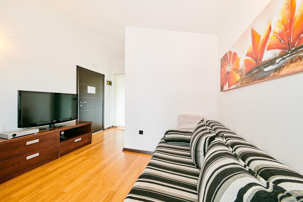 Ribarska Koliba - Stella Adria Villa Pula Extérieur photo